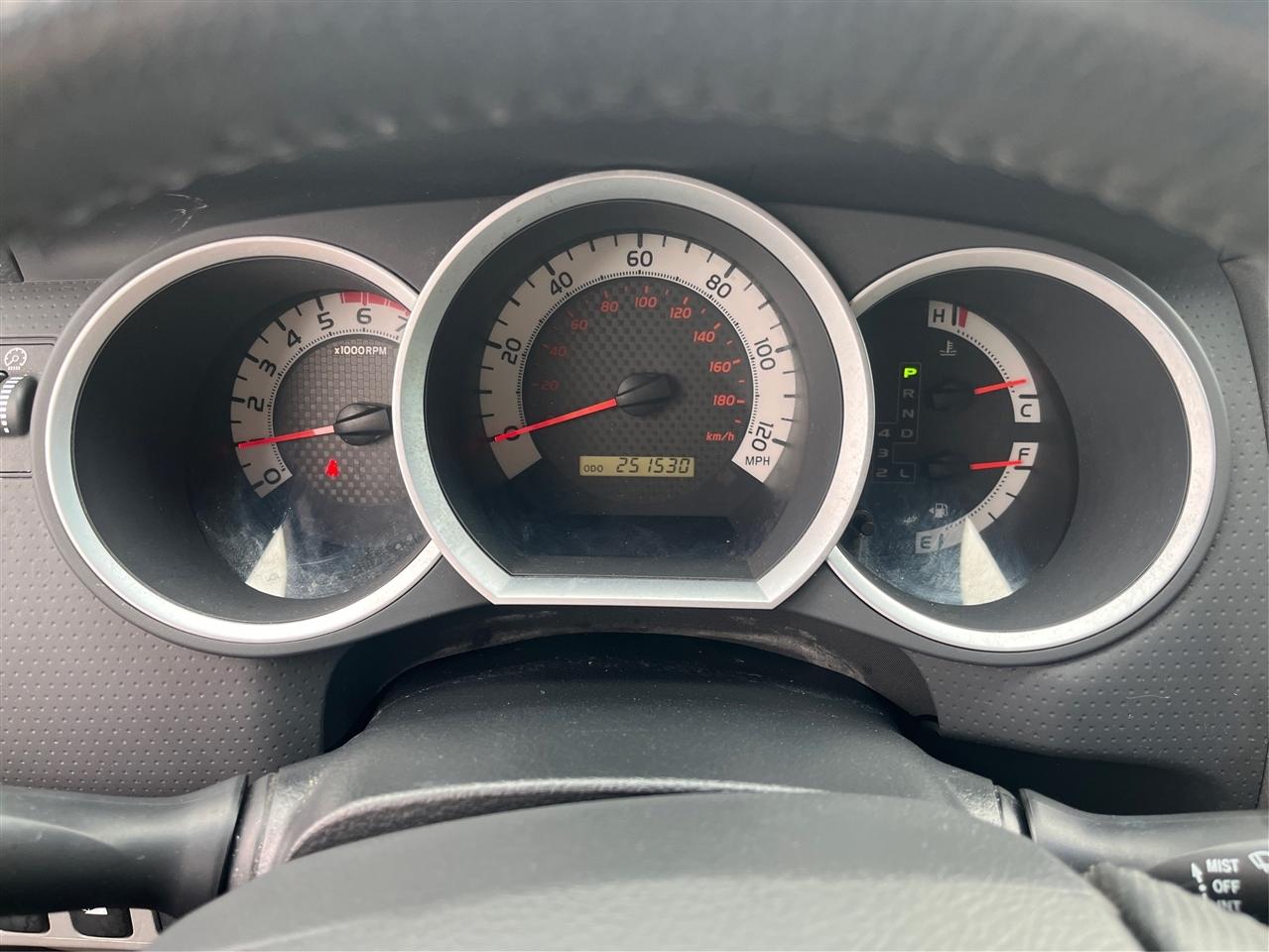 Toyota Tacoma V6 2013