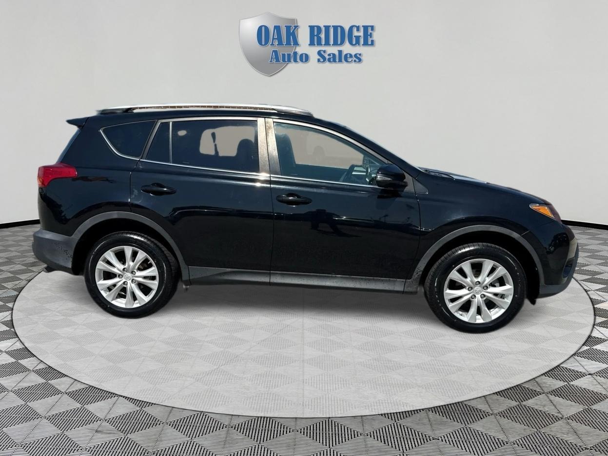 Toyota RAV4 Limited 2015
