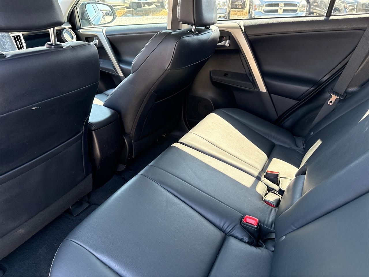 Toyota RAV4 Limited 2015