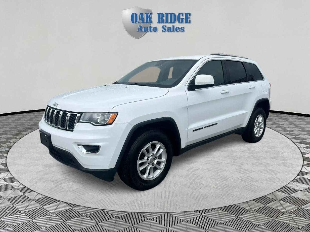 2018 Jeep Grand Cherokee LAREDO E