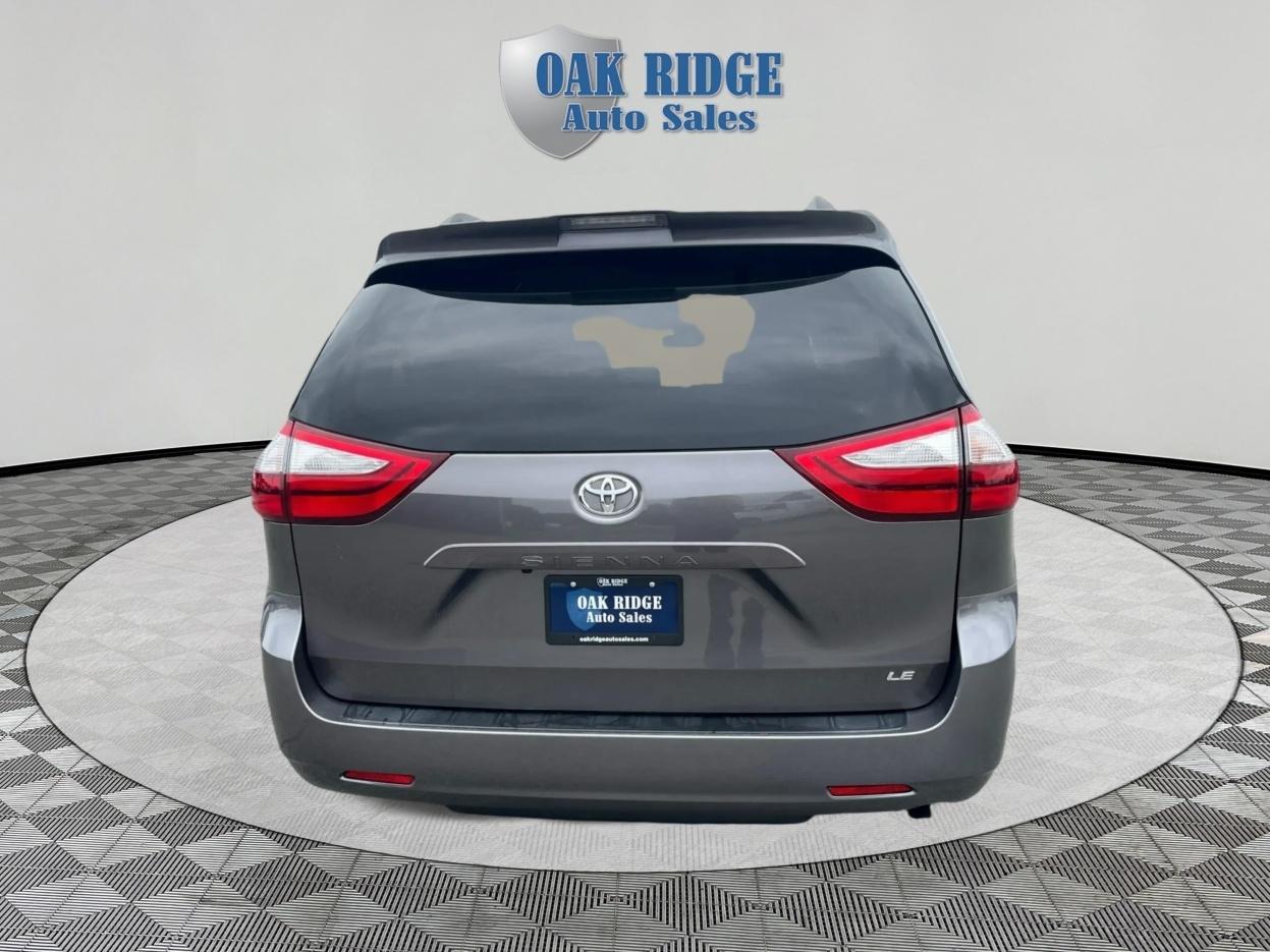 Toyota Sienna  2019