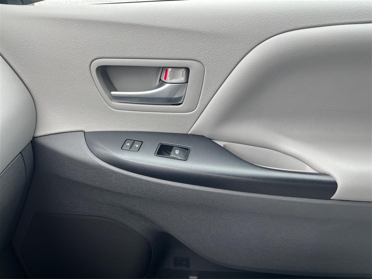 Toyota Sienna  2019