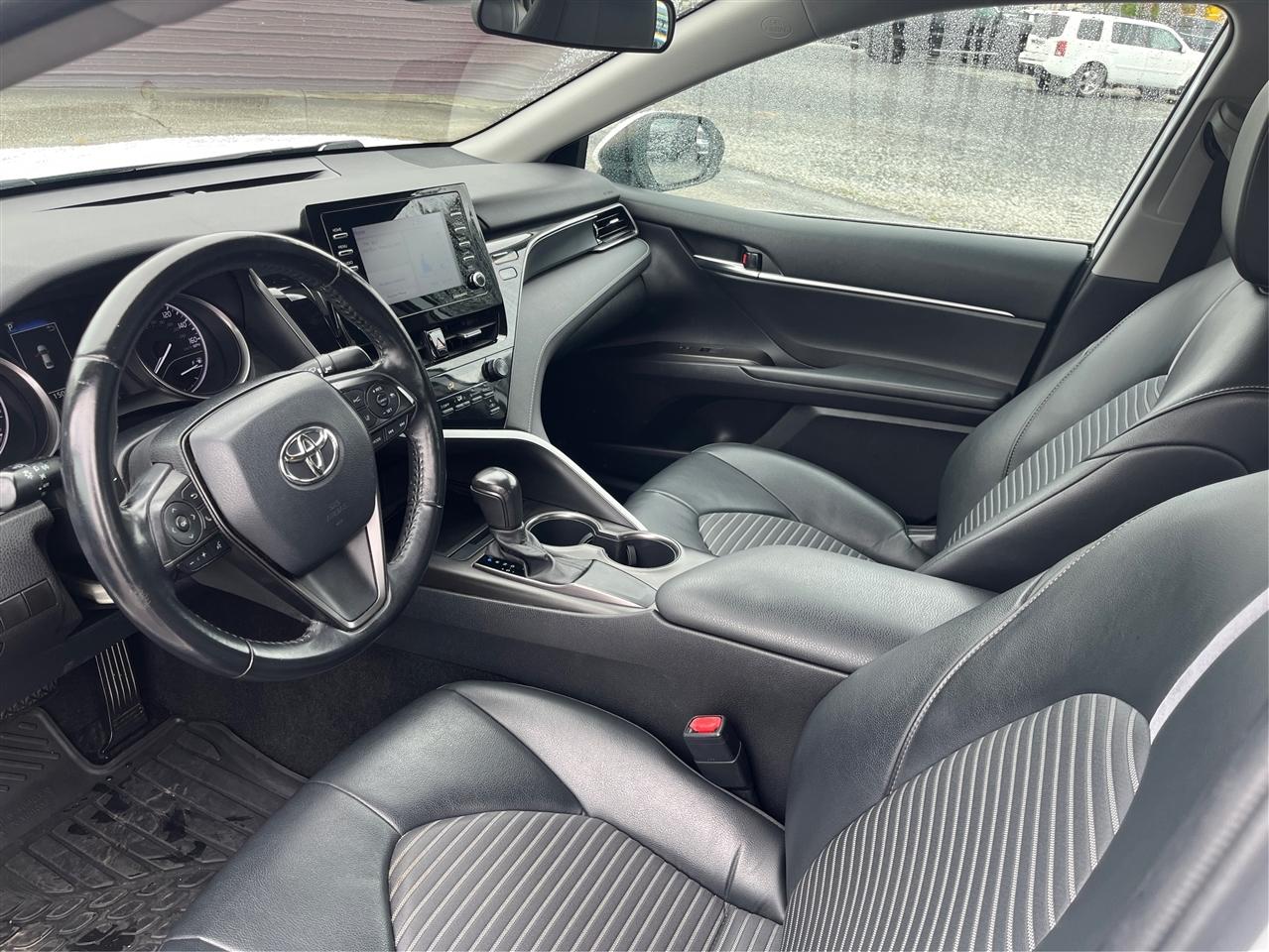 Toyota Camry  2021