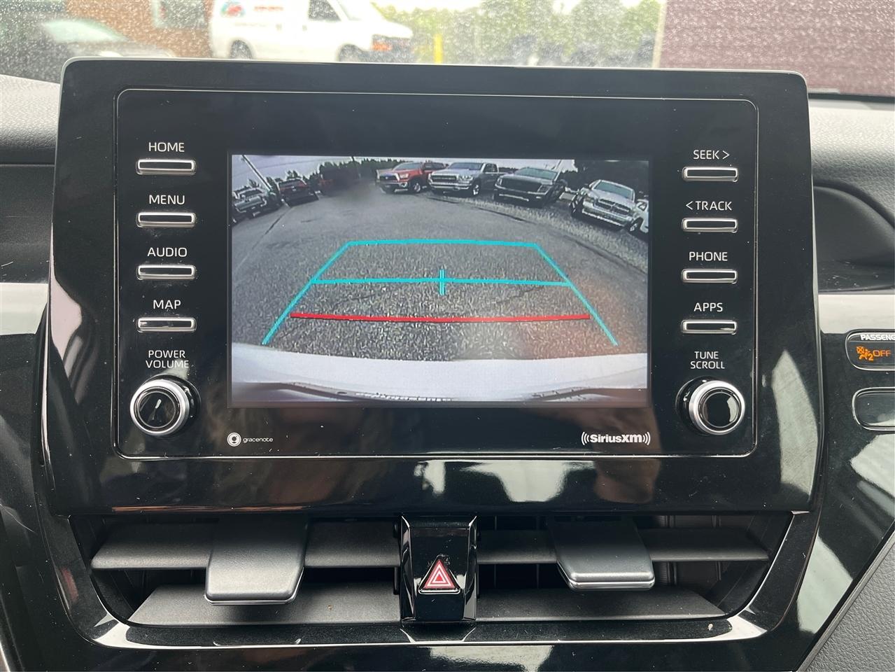 Toyota Camry  2021