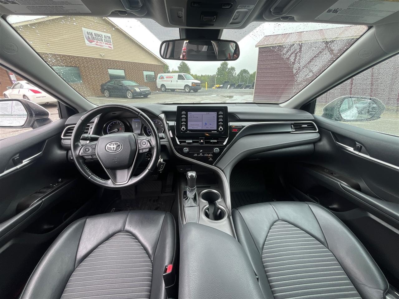 Toyota Camry  2021