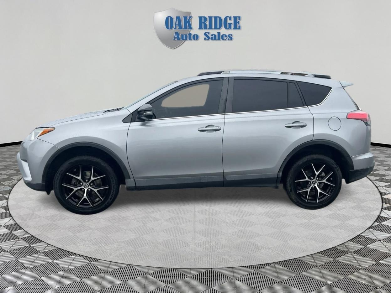 Toyota RAV4  2018