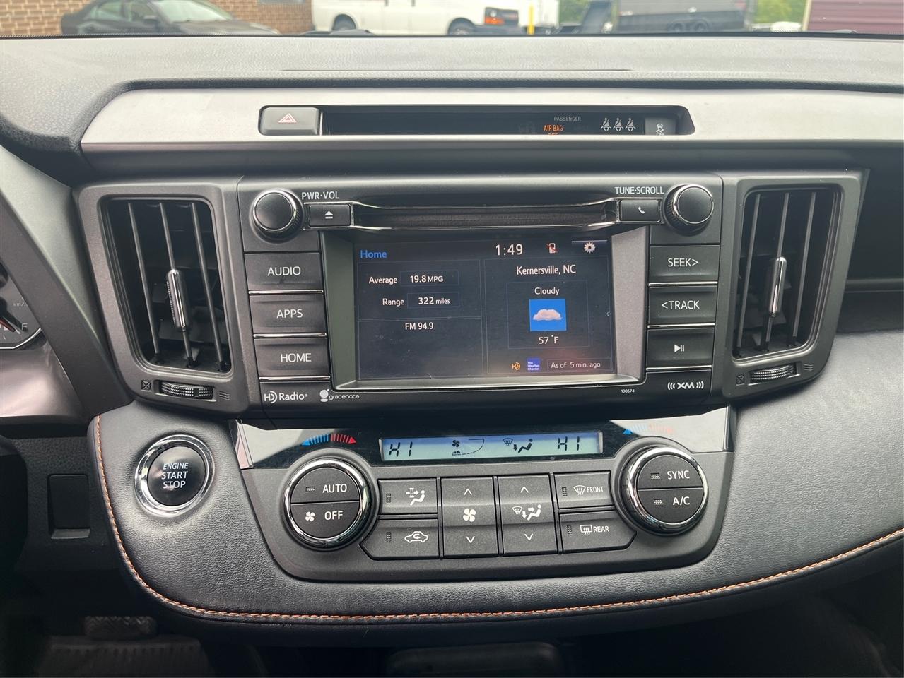 Toyota RAV4  2018