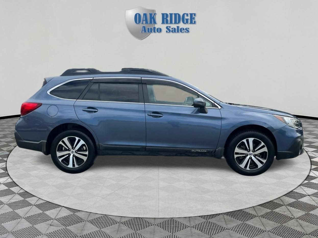 Subaru Outback  2018