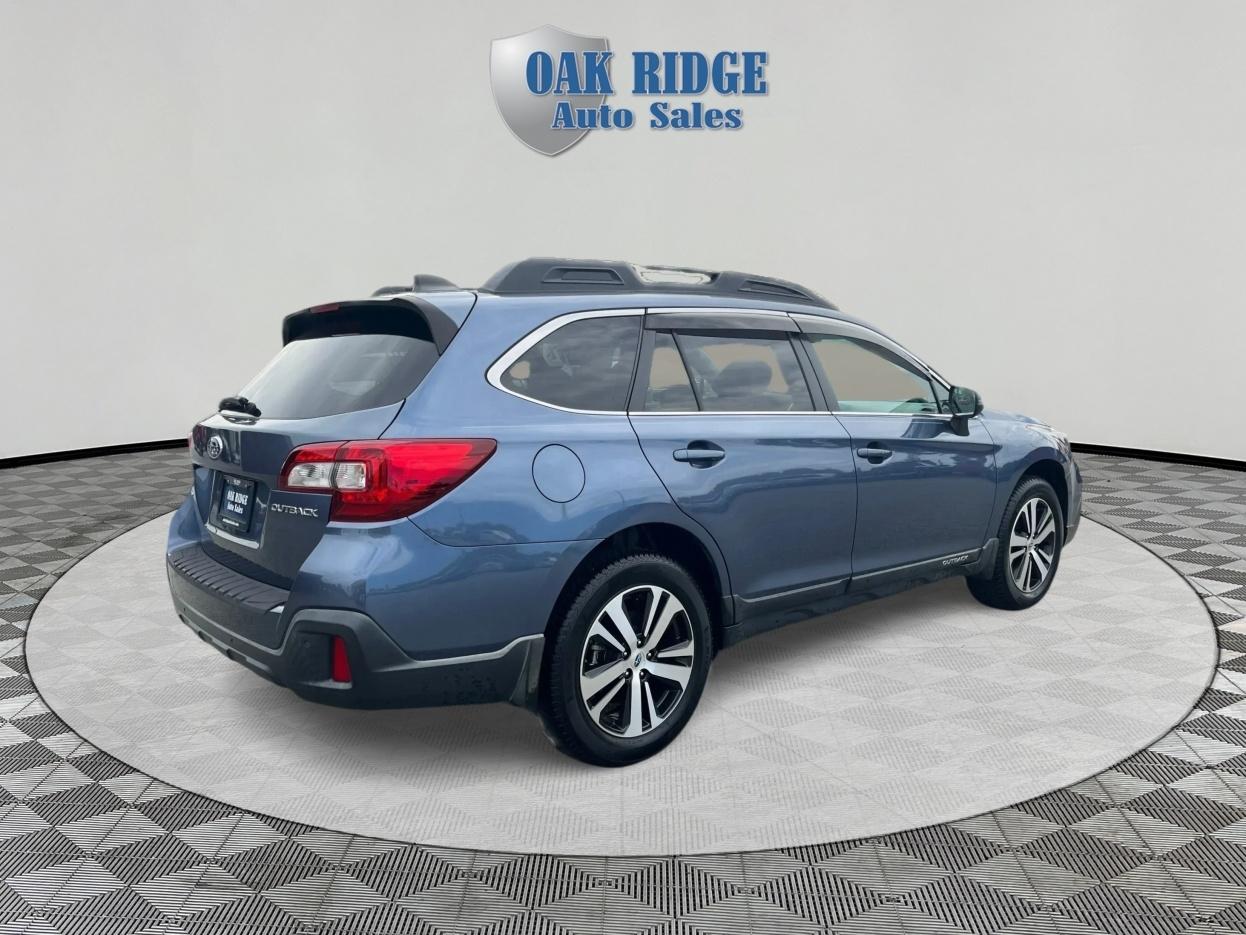 Subaru Outback  2018