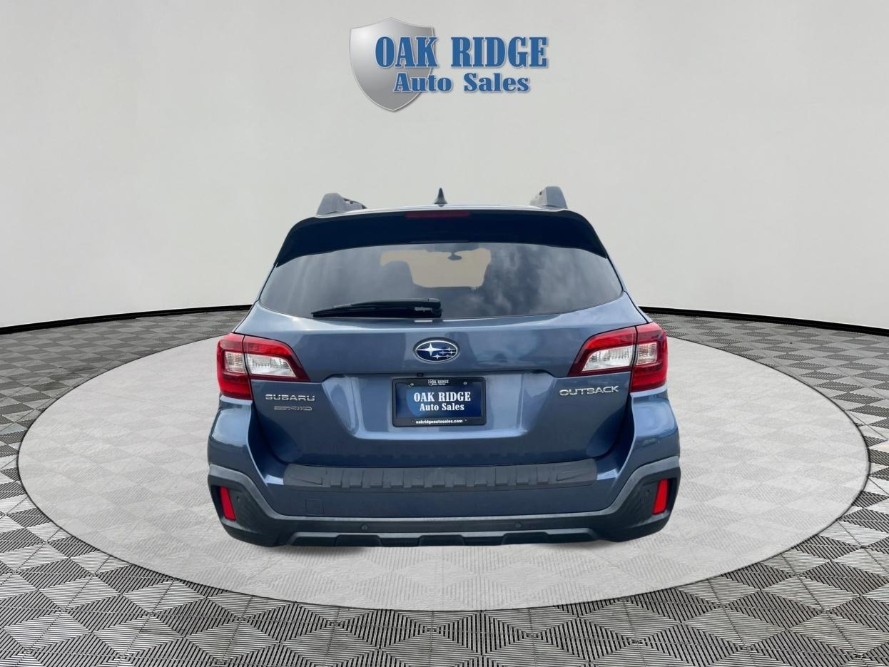 Subaru Outback  2018