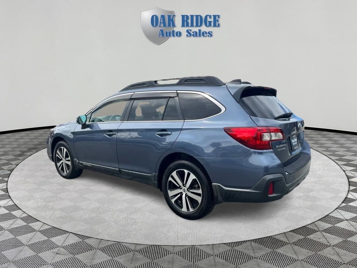 Subaru Outback  2018