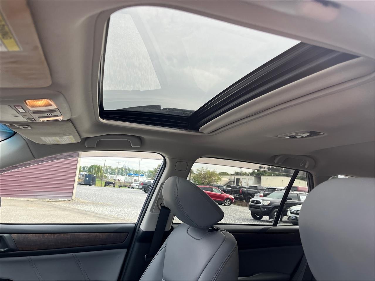 Subaru Outback  2018