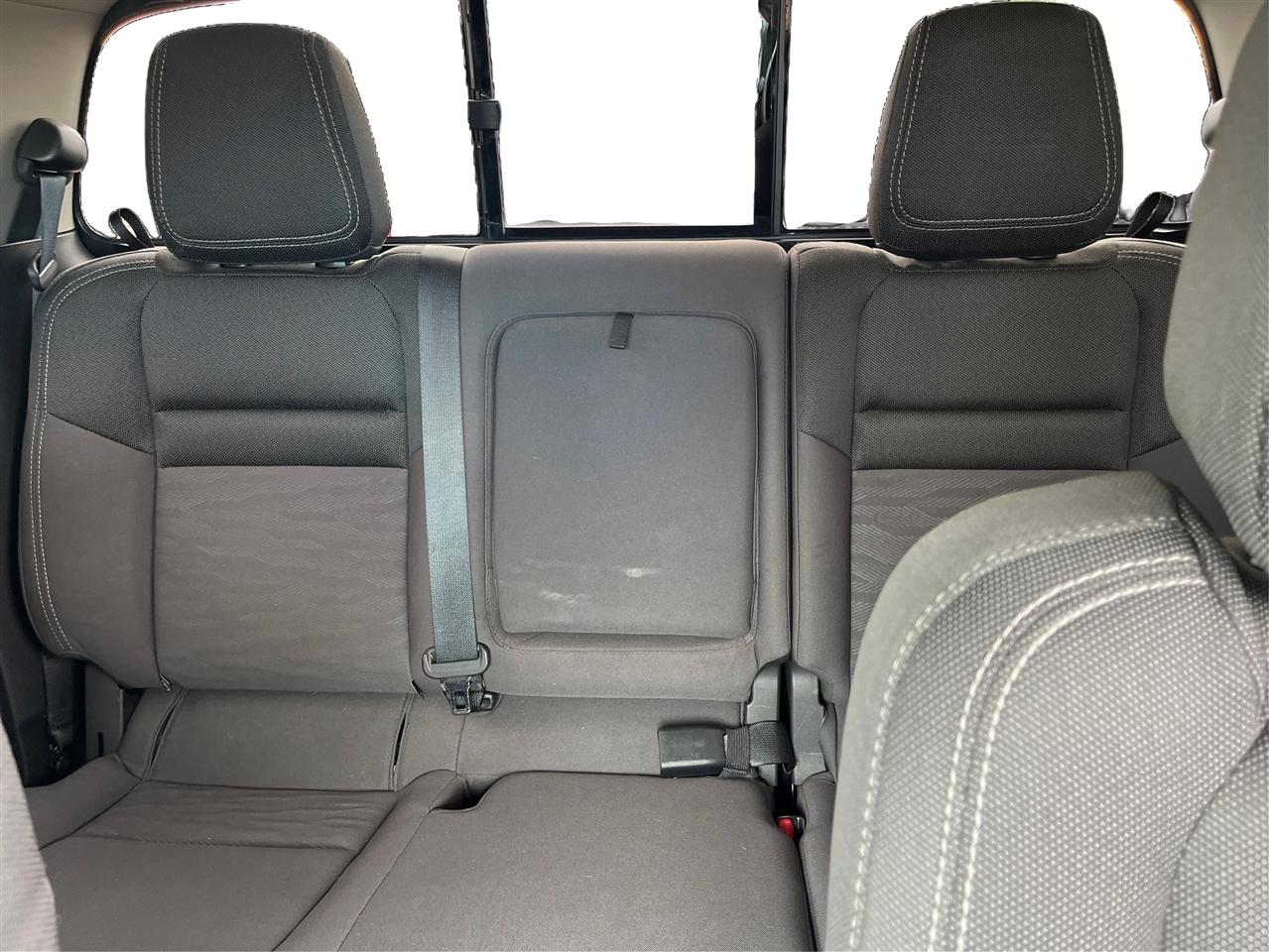Nissan Frontier SV 2022