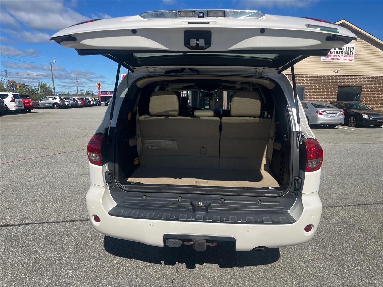 Toyota Sequoia Platinum 2014