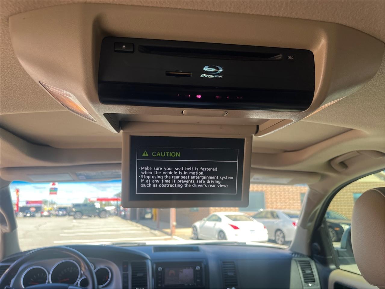 Toyota Sequoia Platinum 2014