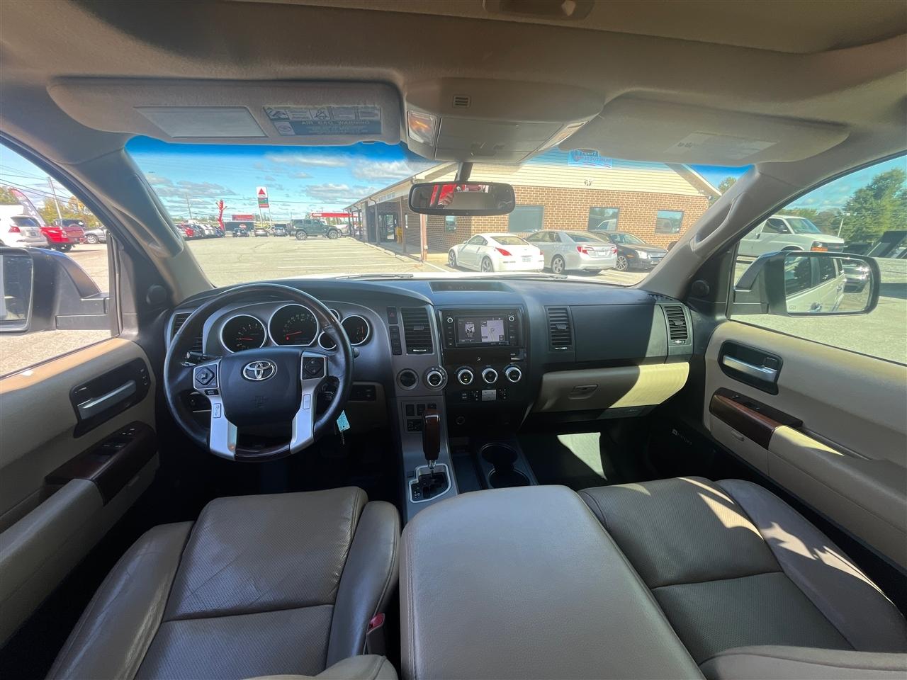 Toyota Sequoia Platinum 2014