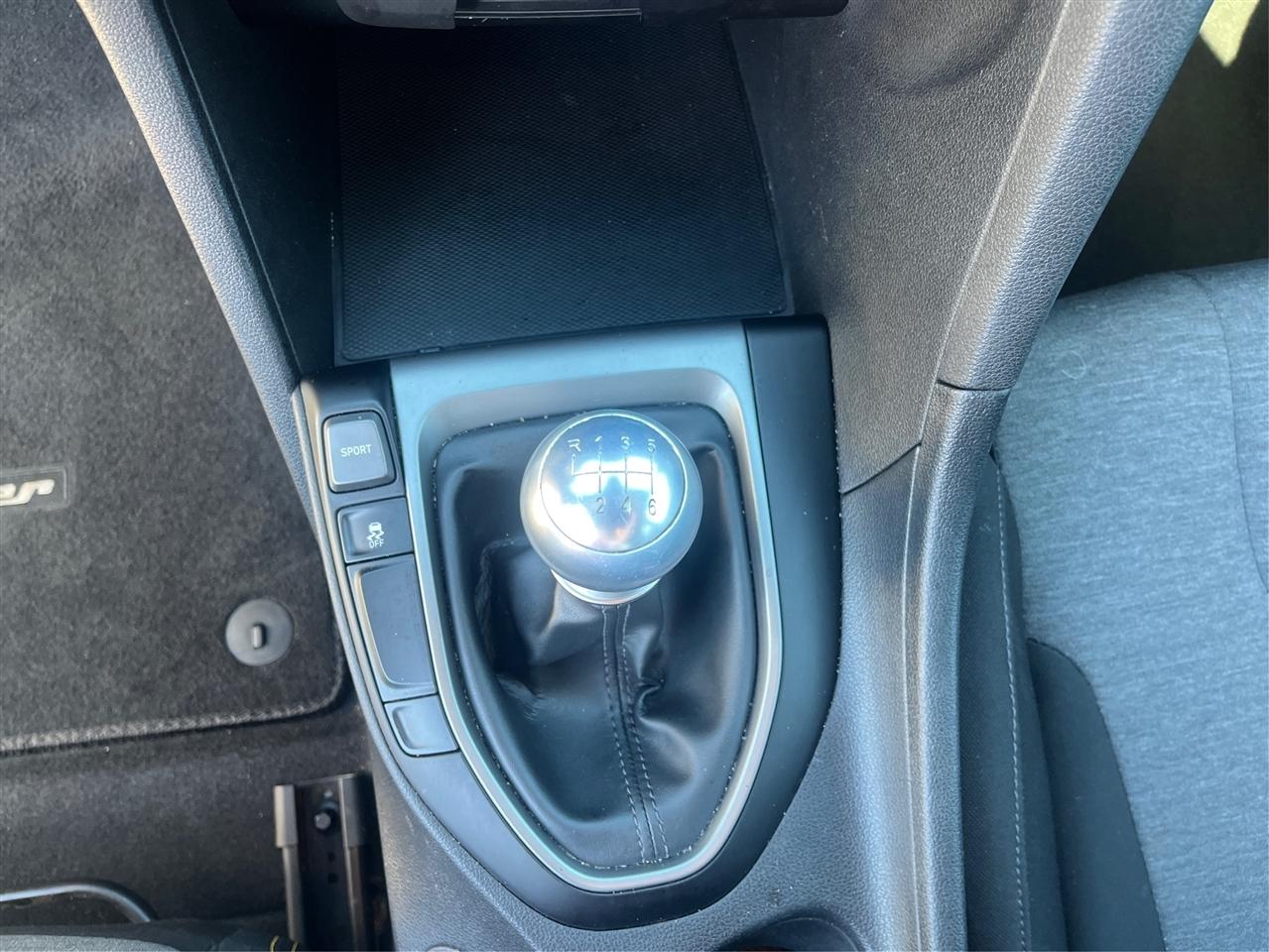 Hyundai Veloster  2019