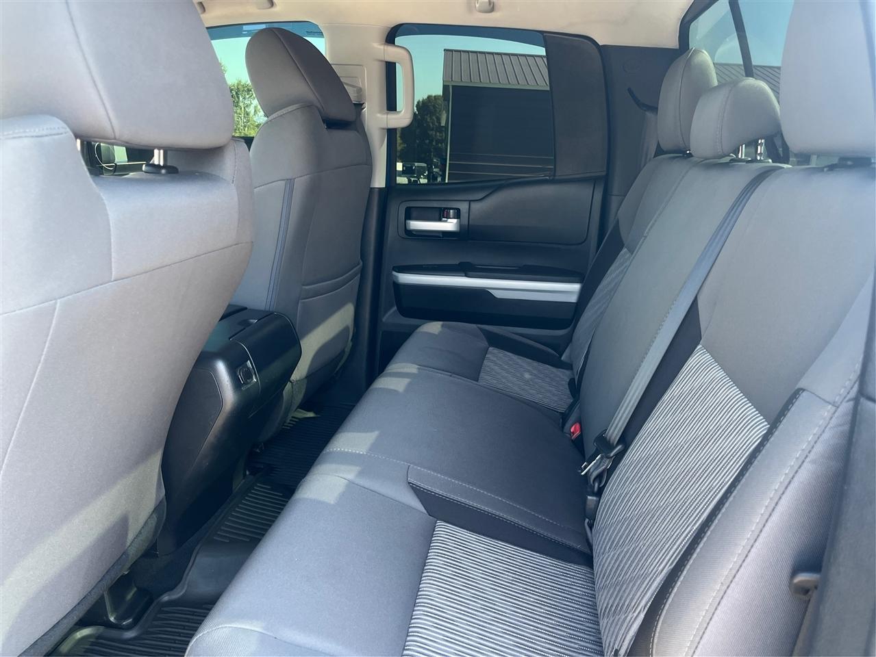Toyota Tundra  2016