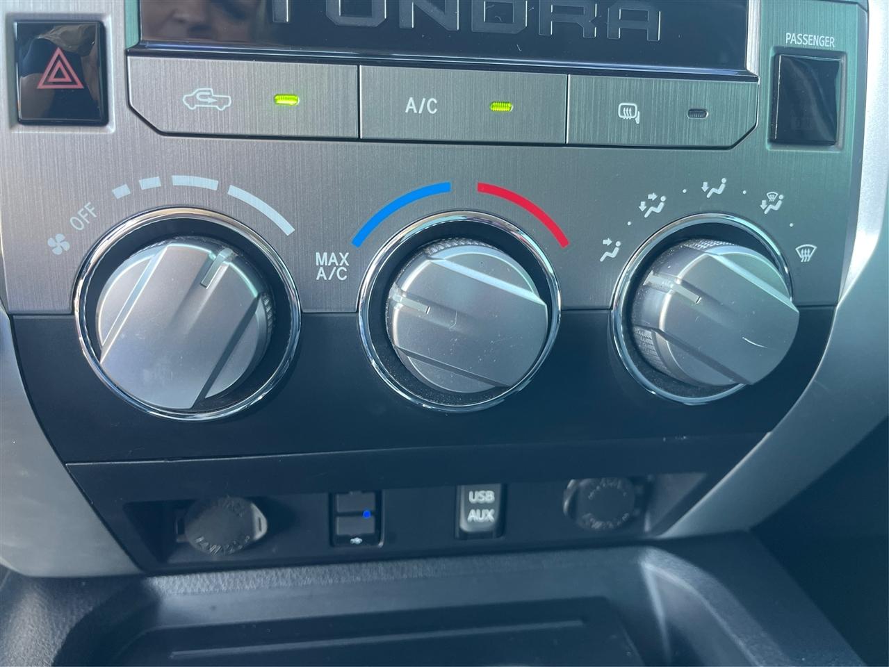Toyota Tundra  2016