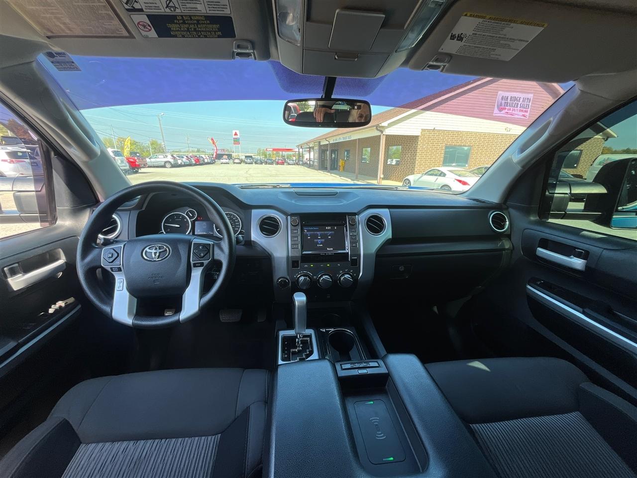 Toyota Tundra  2016