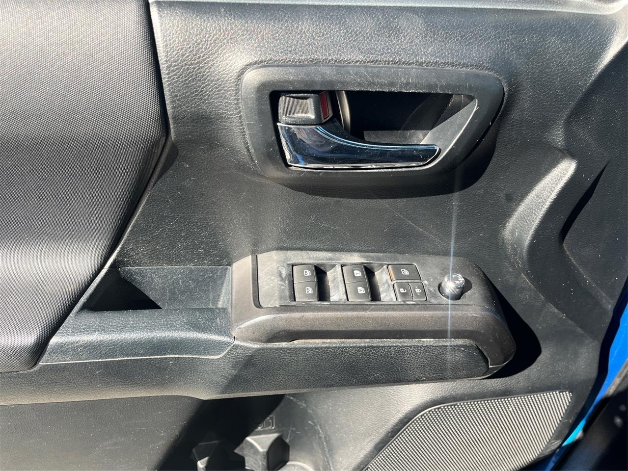Toyota Tacoma  2017