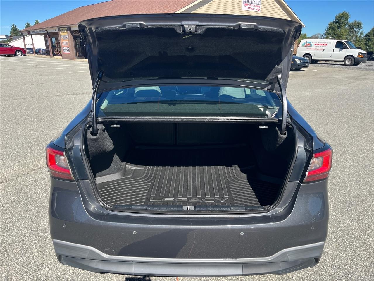 Subaru Legacy Limited 2020