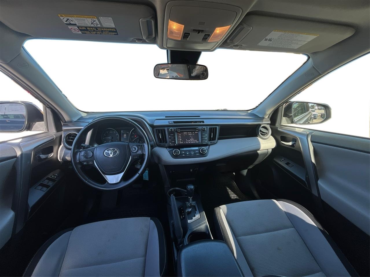 Toyota RAV4 XLE 2017