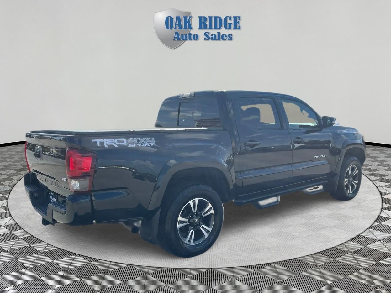 Toyota Tacoma  2019