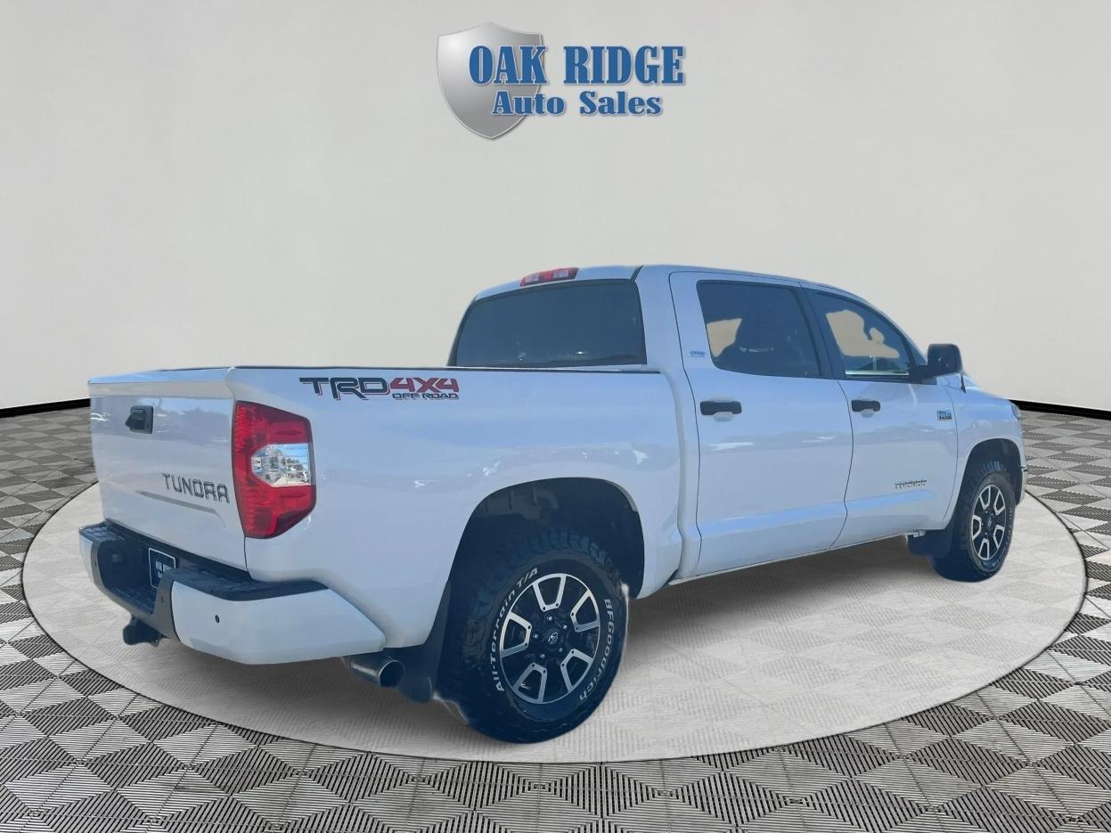 Toyota Tundra SR5 2018
