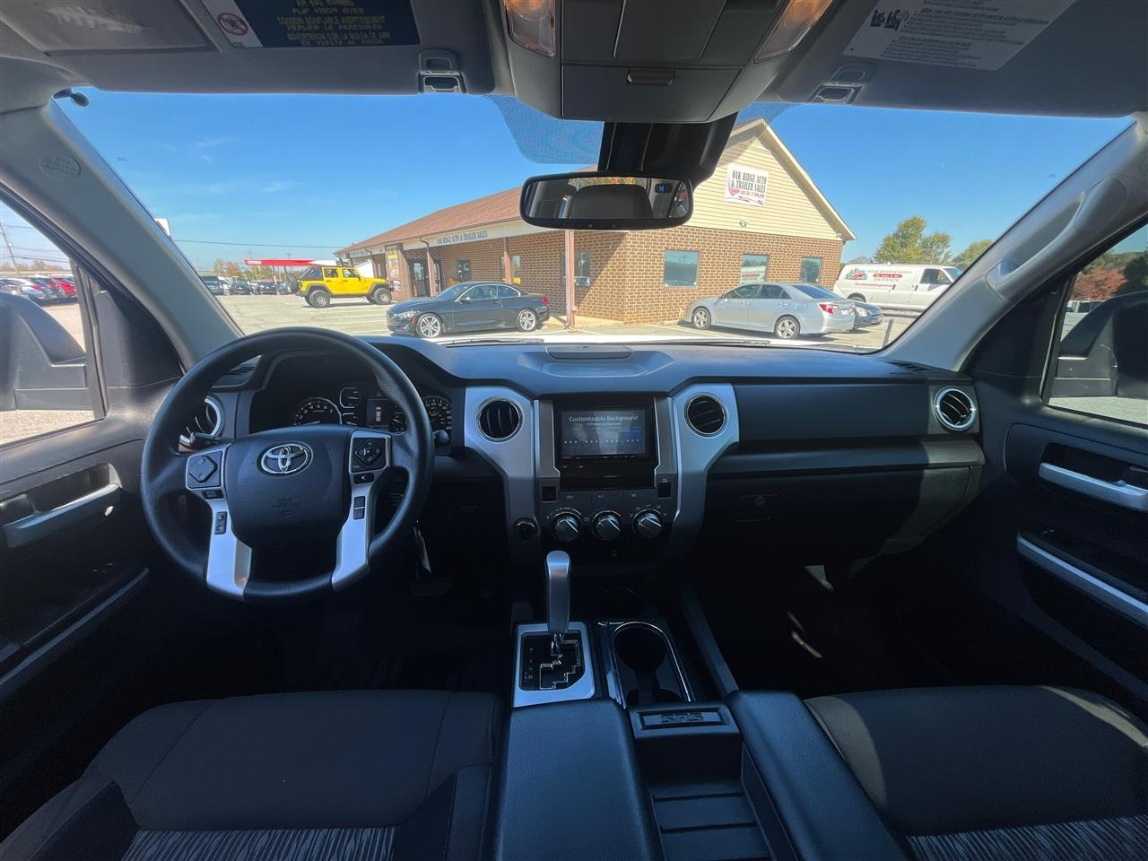 Toyota Tundra SR5 2018