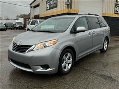 2012 Toyota Sienna 