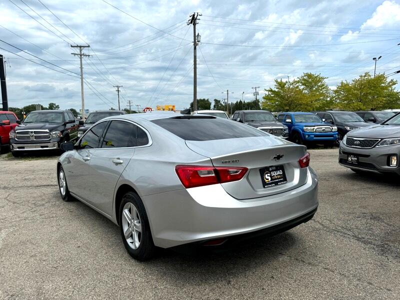 2021 Chevrolet Malibu LS photo 3