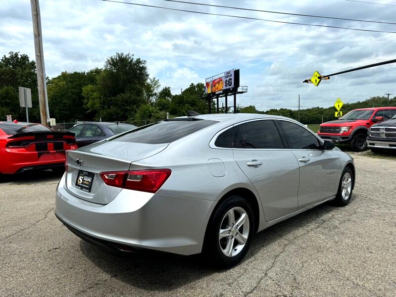 2021 Chevrolet Malibu LS photo 4