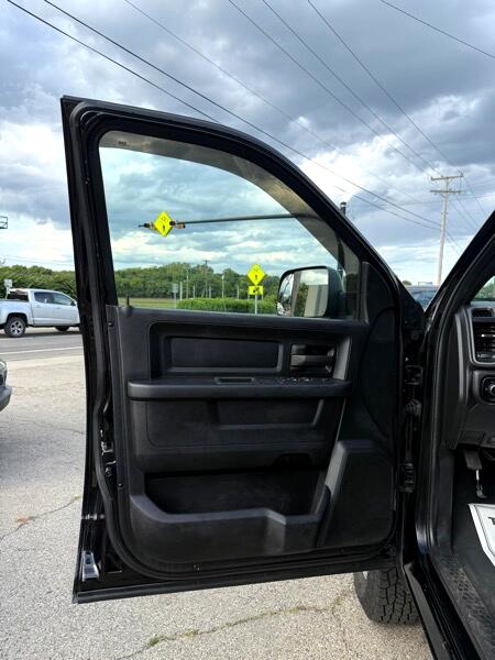 2022 Ram 3500 Tradesman photo 13