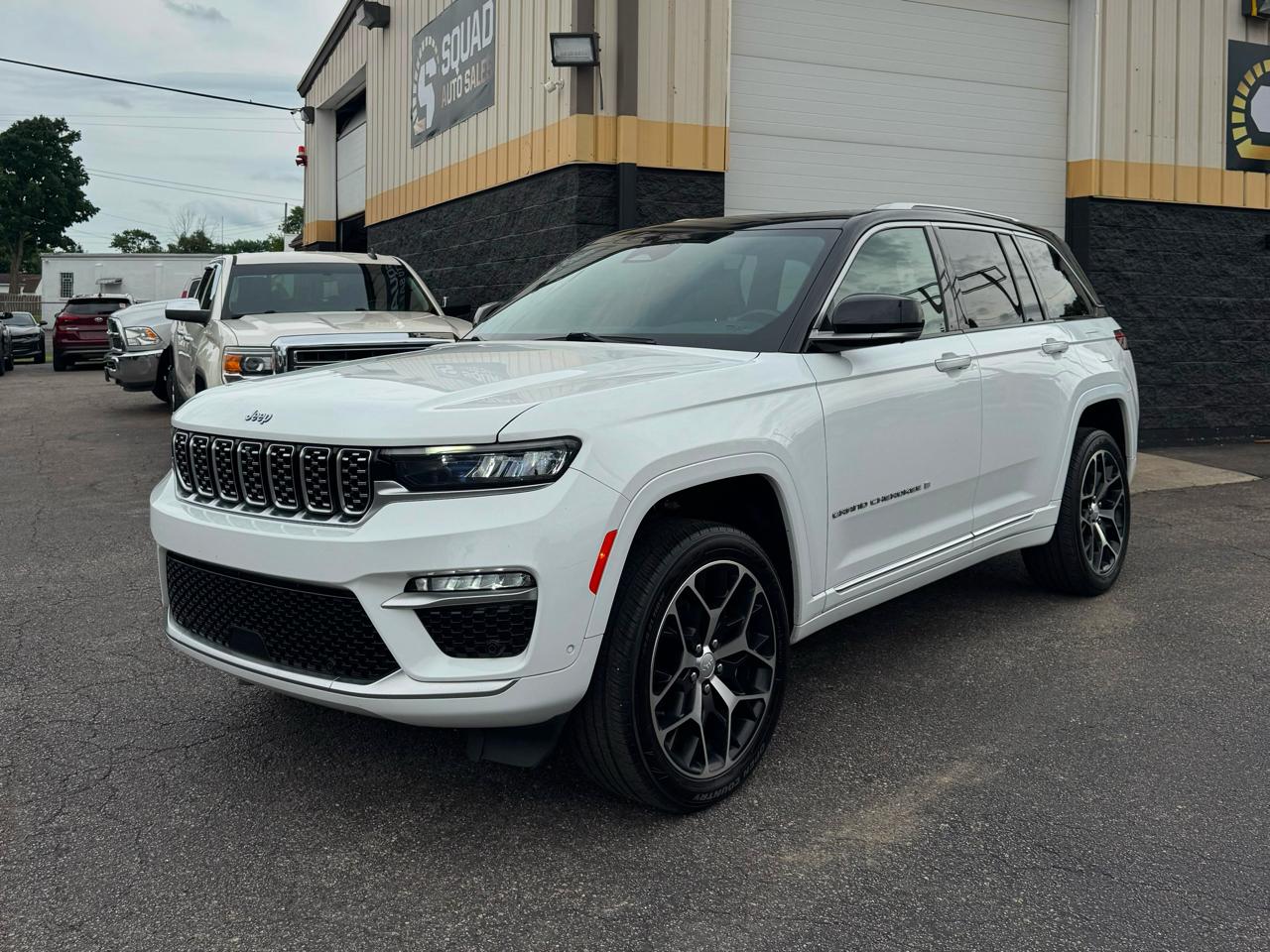 2022 Jeep Grand Cherokee SUMMIT