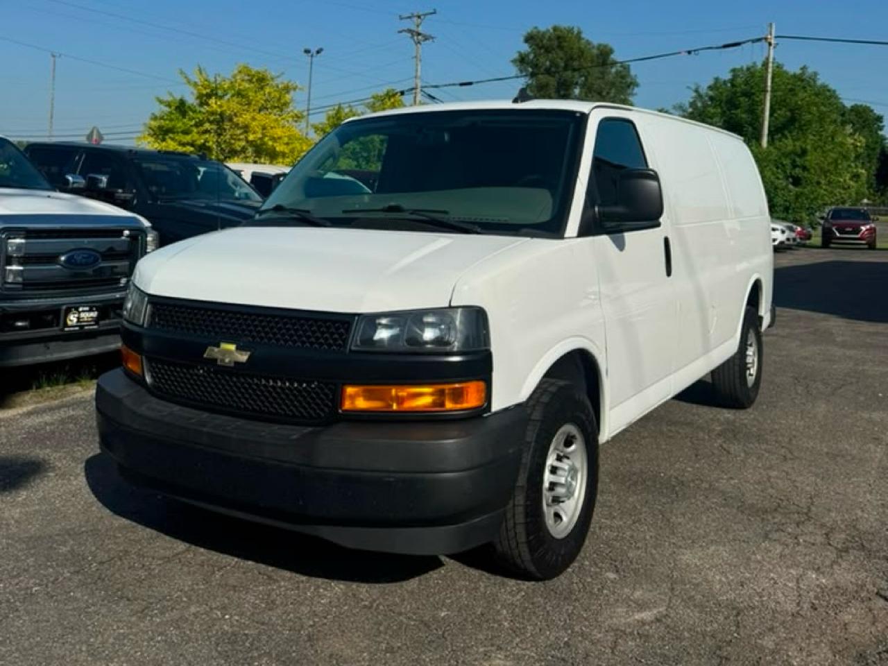 2019 Chevrolet Express 2500 Work Van HD's photo