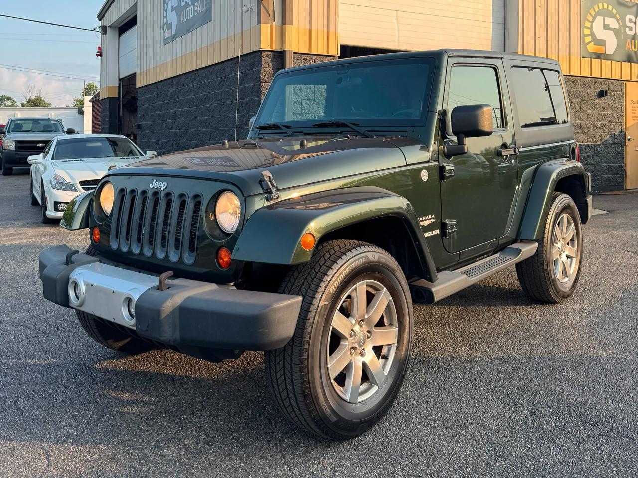2012 Jeep Wrangler SAHARA