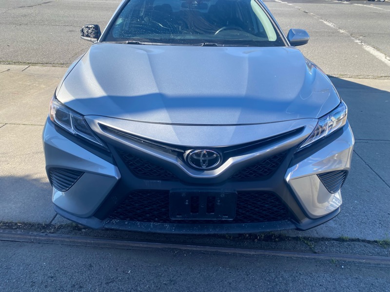 Toyota Camry XLE 2019