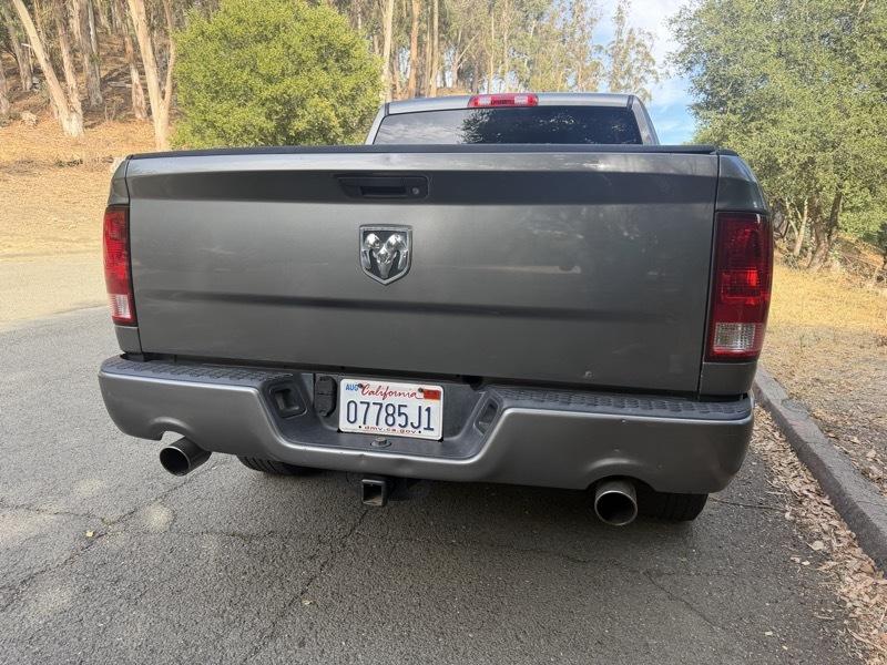 RAM 1500 Tradesman Crew Cab SWB 2WD 2013