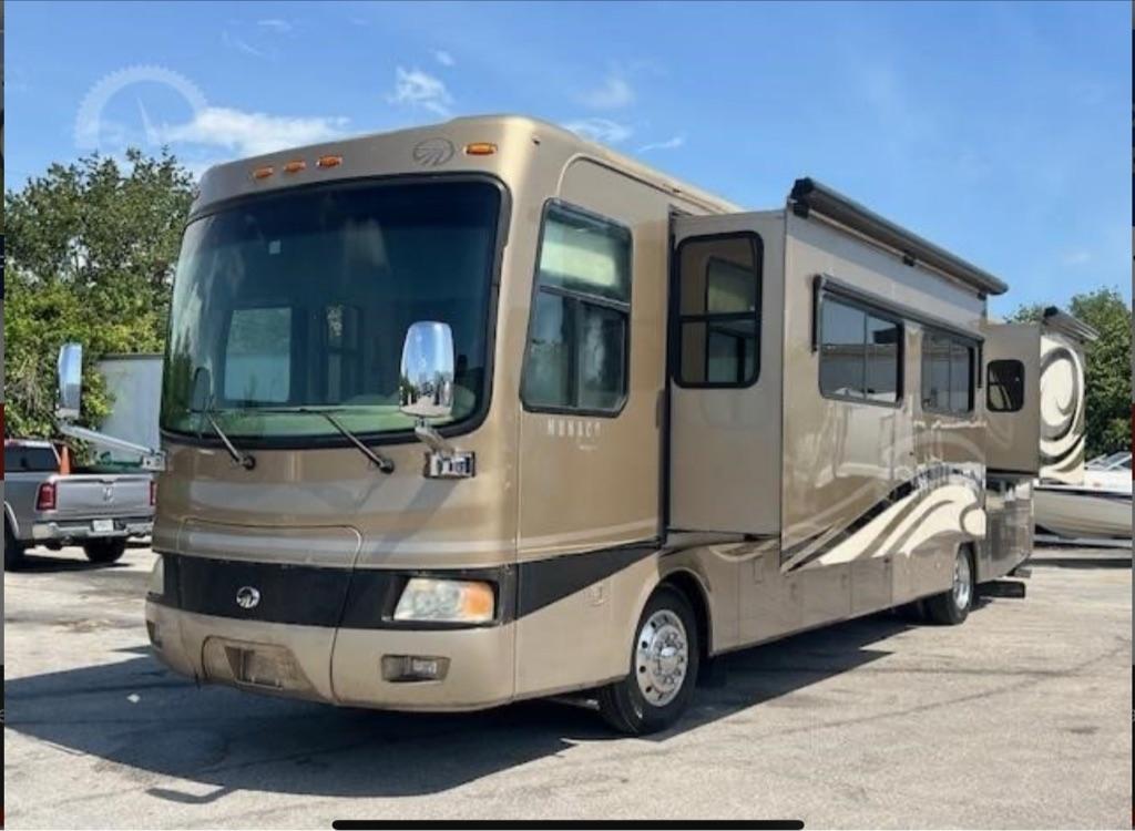 2011 Monaco Knight CLASS A