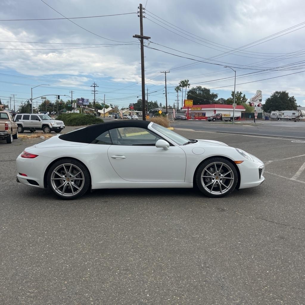 Porsche 911  2018