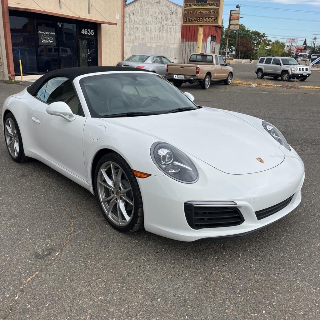 Porsche 911  2018