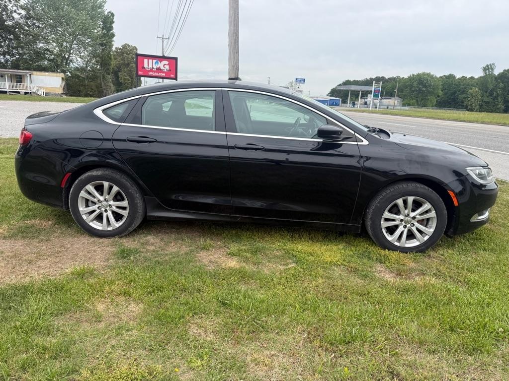 Chrysler 200  2016