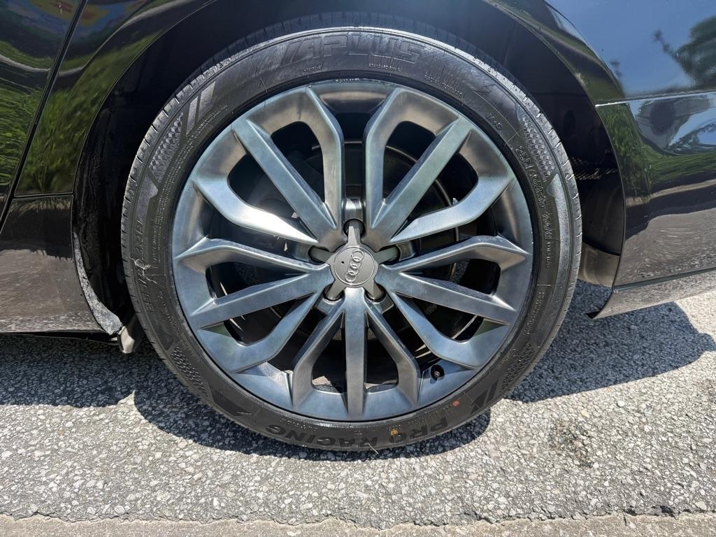 Audi A6  2012