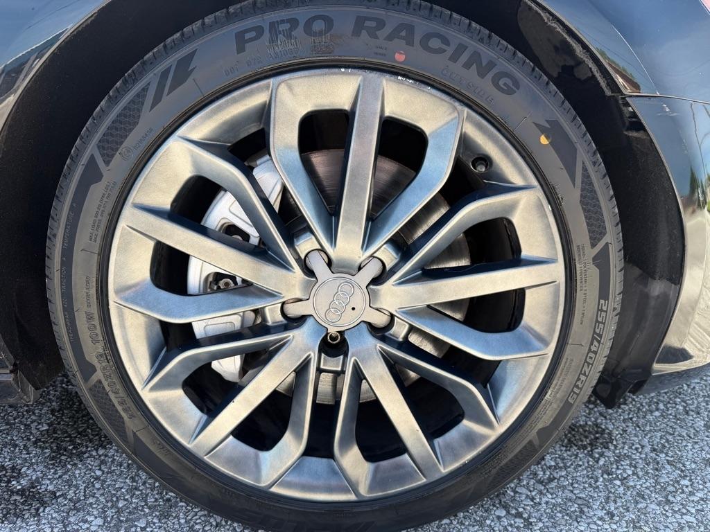 Audi A6  2012