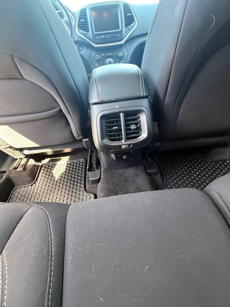 Jeep Cherokee  2017