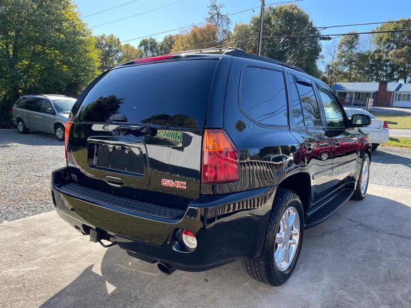 GMC Envoy Denali 2WD 2006