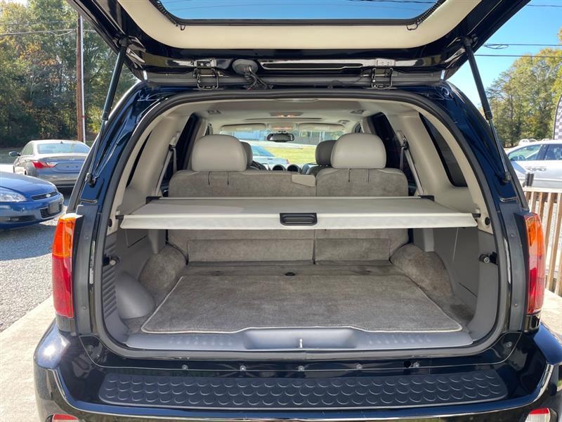GMC Envoy Denali 2WD 2006
