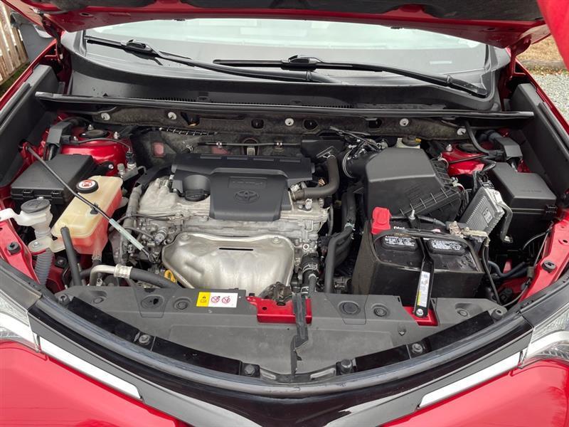 Toyota RAV4 XLE FWD 2017