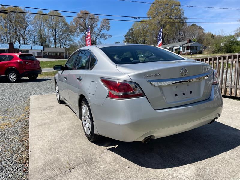 Nissan Altima 2.5 2015